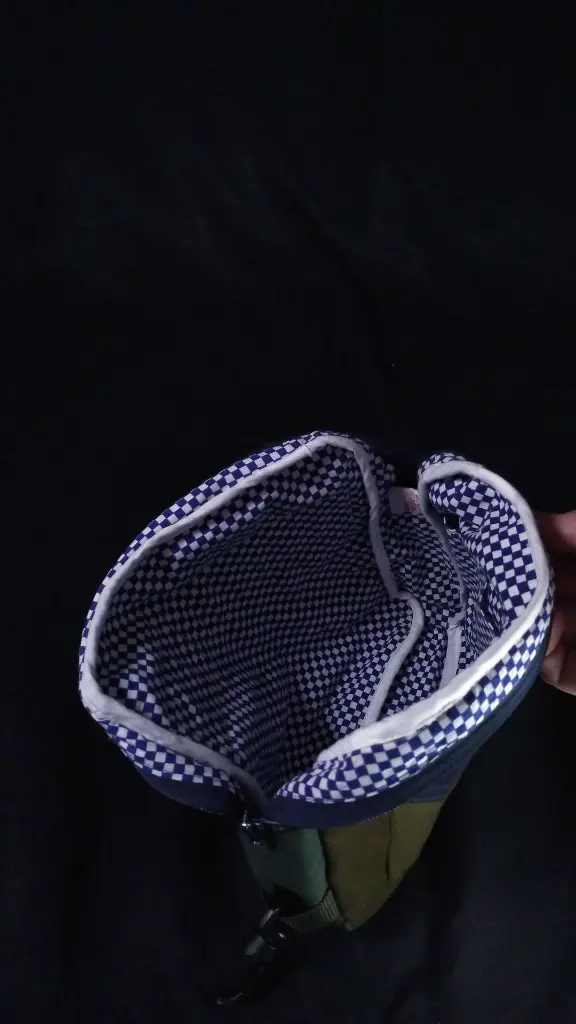 Blue Jean and Green bag (13).webp