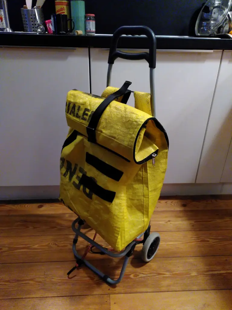 Custom Caddie